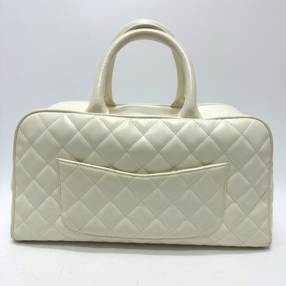 CHANEL White Bag - Picture 2 of 16